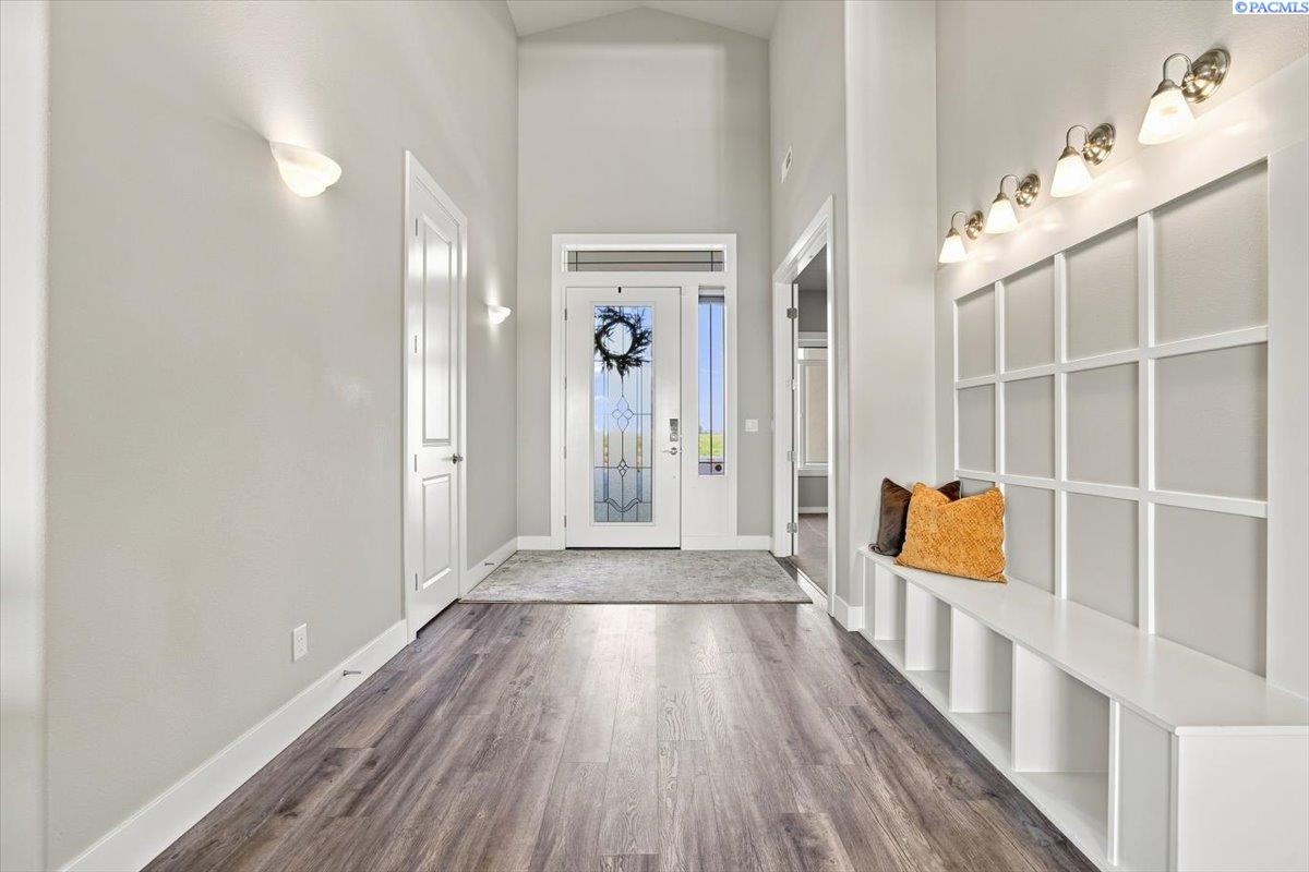 IDX 2 2075 Fraser Dr