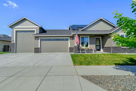Photo of 4070 Corvina St, Richland, WA 99352 (MLS # 292525)