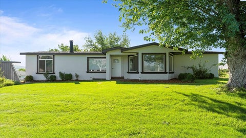 Photo of 2105 E Mason Pr NE PR, Benton City, WA 99320 (MLS # 296703)