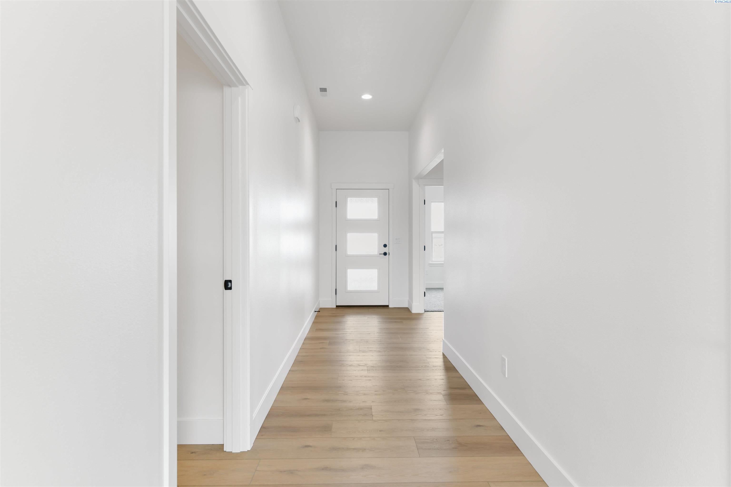 IDX 1 5824 Redtail Dr