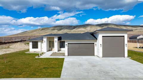 Photo of 3934 Highview St, Richland, WA 99352 (MLS # 291359)
