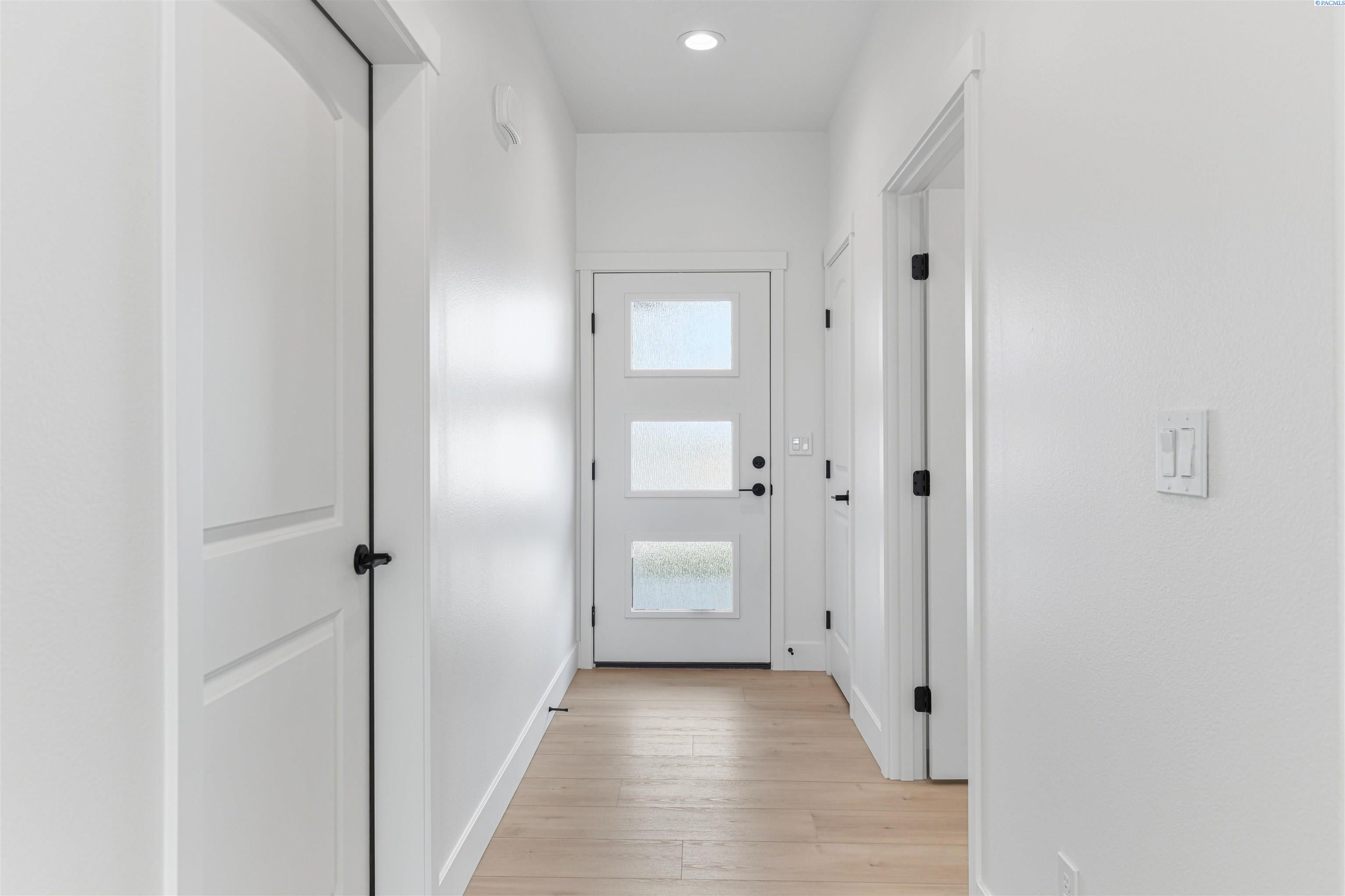 IDX 3 5820 Redtail Dr