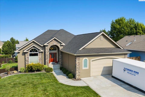 Photo of 8824 W 1st Place, Kennewick, WA 99336 (MLS # 295559)