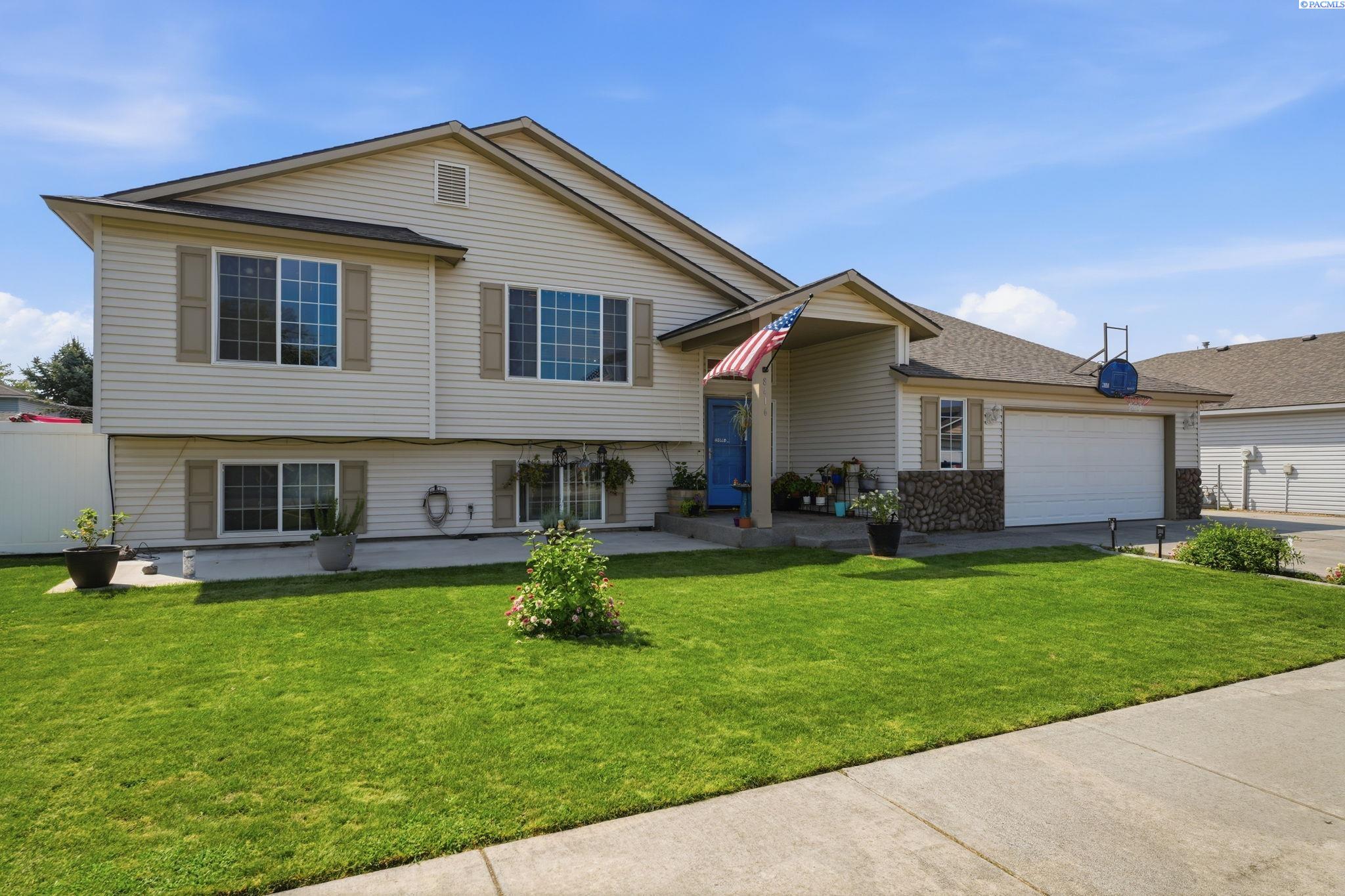IDX 1 8416 Lancaster Dr.