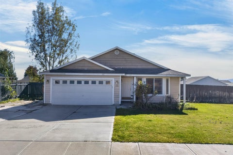 Photo of 9404 Percheron Dr, Pasco, WA 99301 (MLS # 297075)