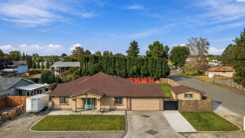 Photo of 6205 Melville Rd, Pasco, WA 99301 (MLS # 296743)