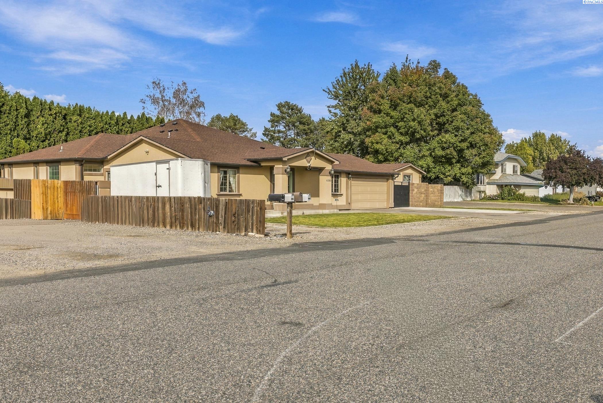 IDX 2 6205 Melville Rd