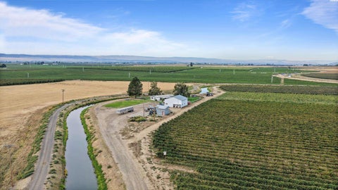 Photo of 46608 N Gap Rd, Prosser, WA 99350 (MLS # 296584)