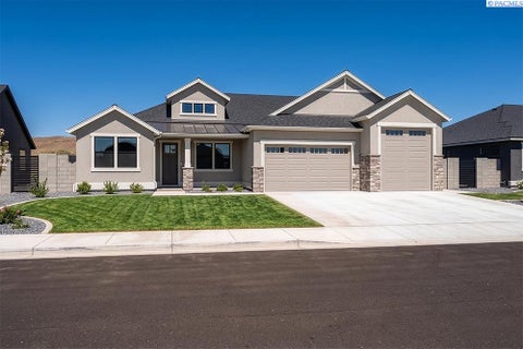 Photo of 311 Ascend Avenue, Richland, WA 99352 (MLS # 295360)
