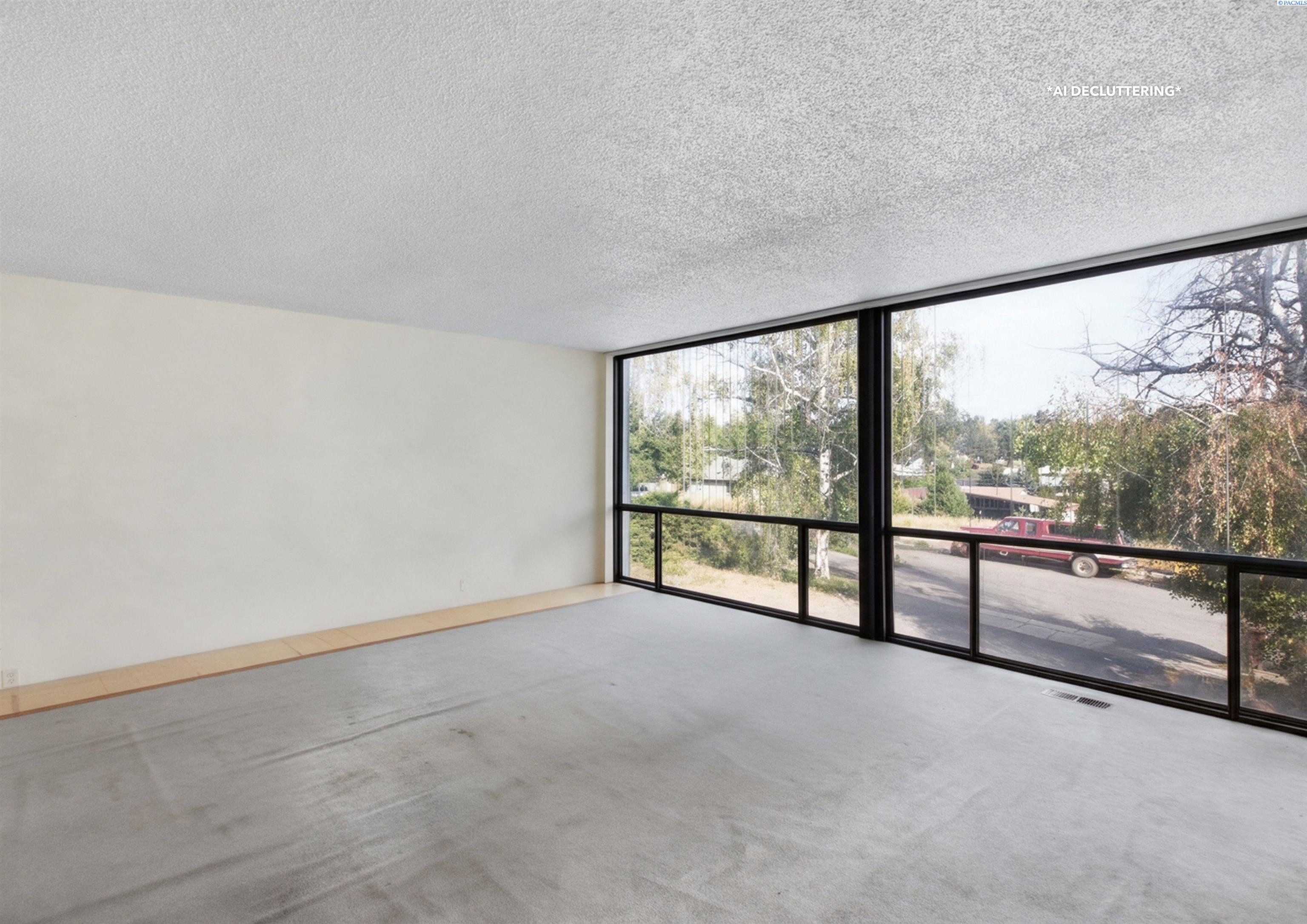 IDX 4 203-205 NW Ann St