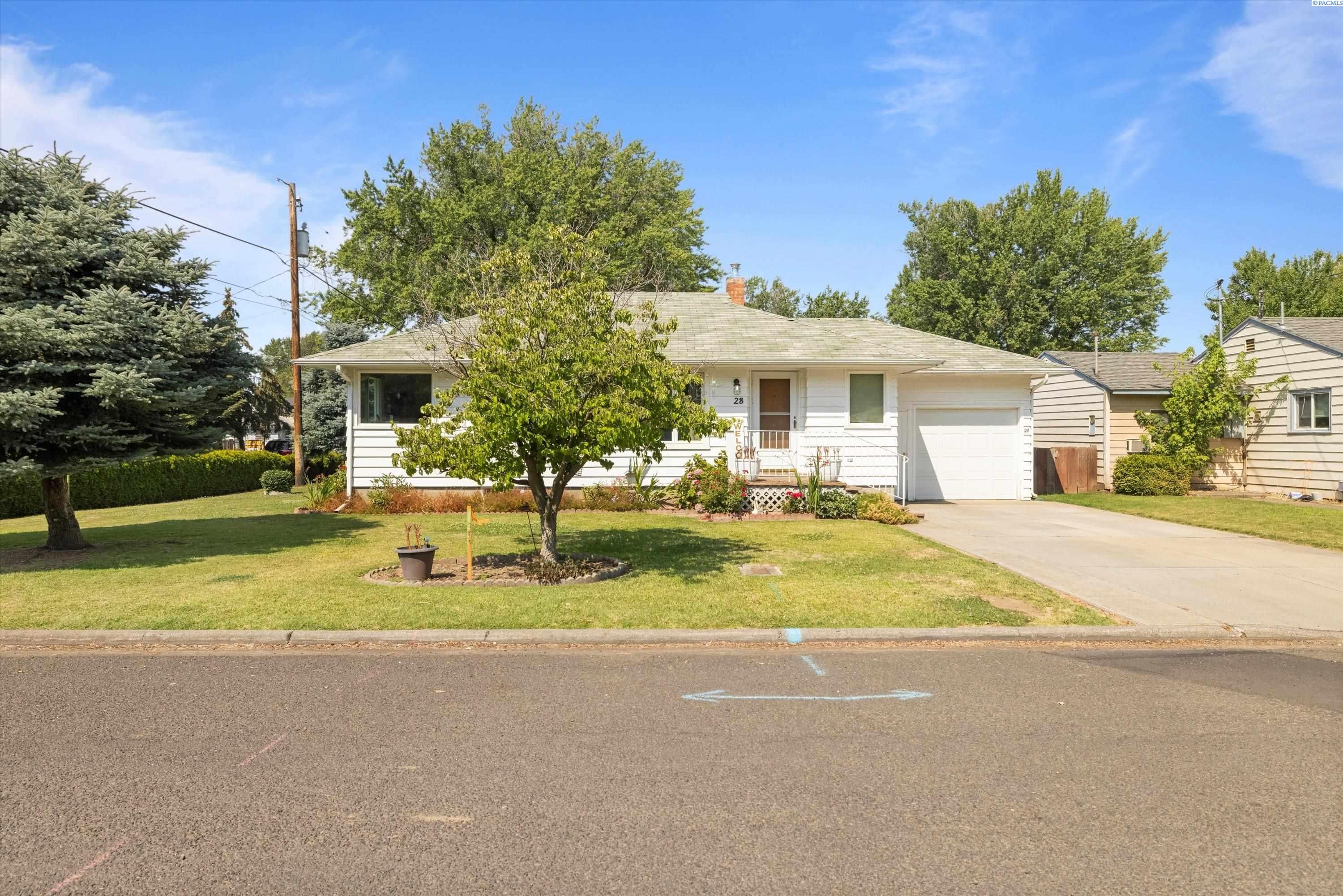 28 SW Evans Ave
