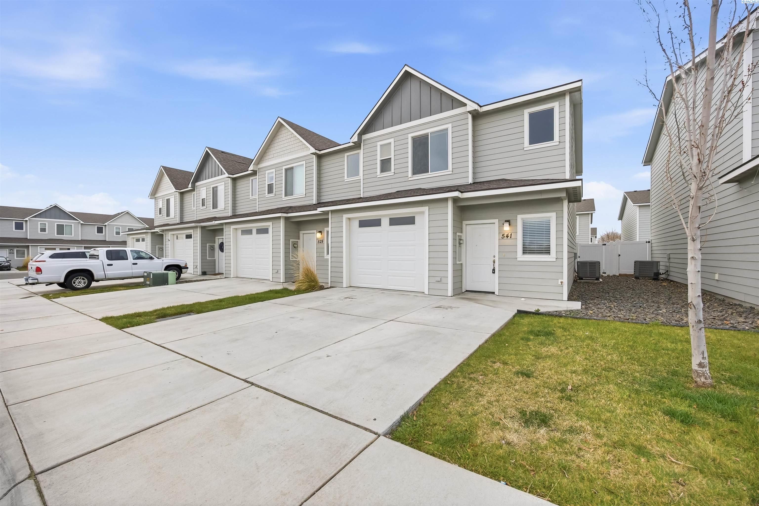 541 S Quillan Place - Photo 2