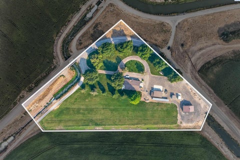 Photo of 4921 Dogwood Rd, Pasco, WA 99301 (MLS # 290374)