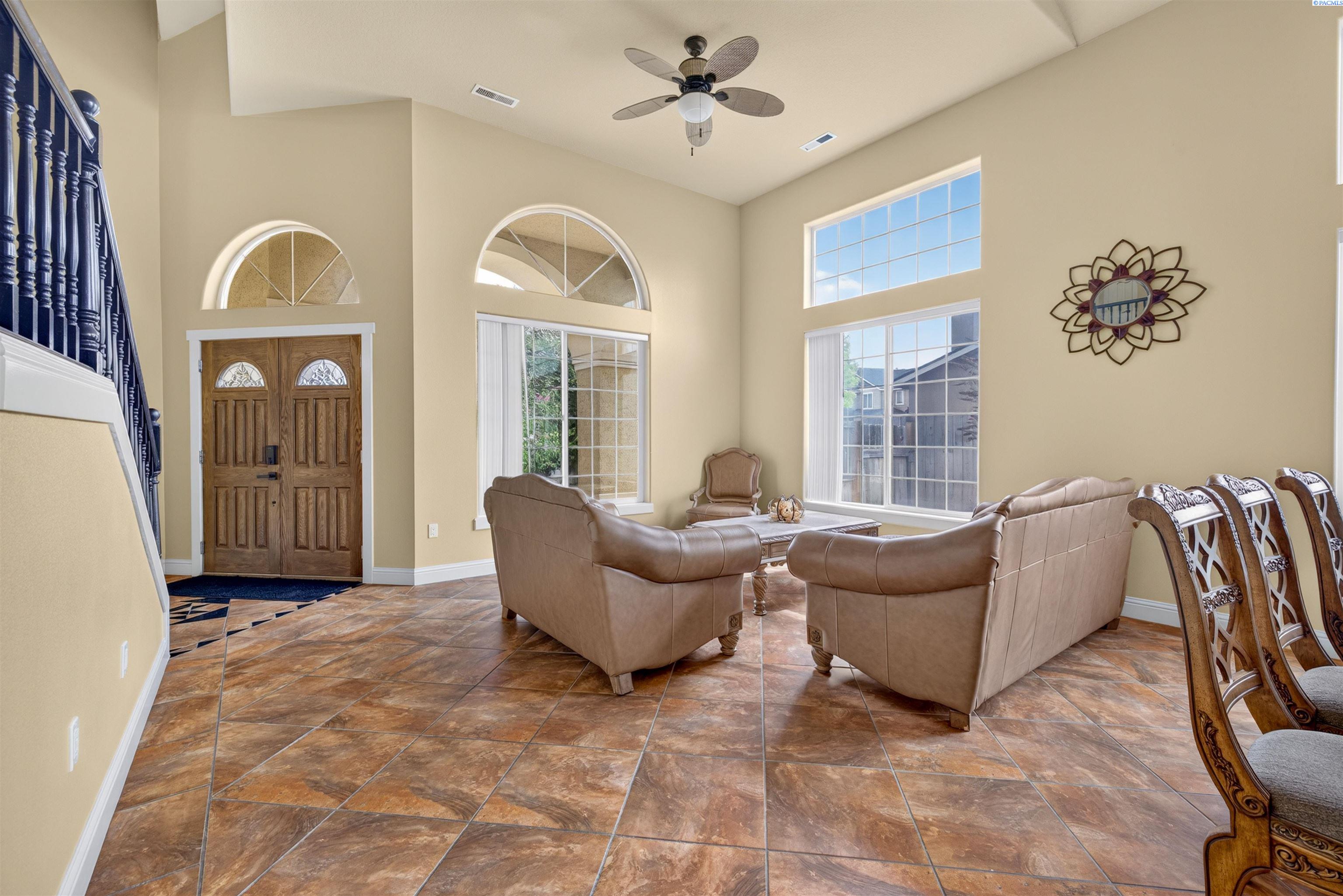 5120 Antigua Dr