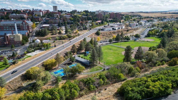 215 SE DILKE ST, PULLMAN, WA 99163 - Image db70da2aa9488976b0b82cd024edf35a/3245710058