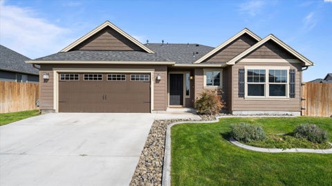 Photo of 3805 Charleston Ln, Pasco, WA 99301 (MLS # 295995)