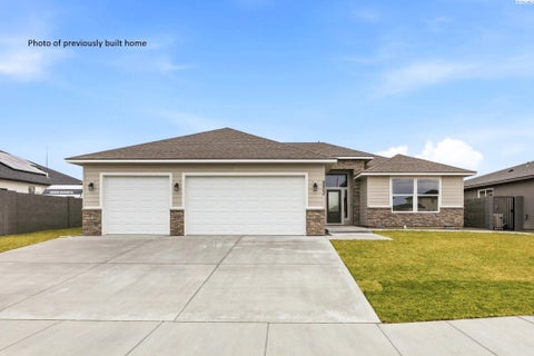 Photo of 6605 Rd 90, Pasco, WA 99301 (MLS # 296966)