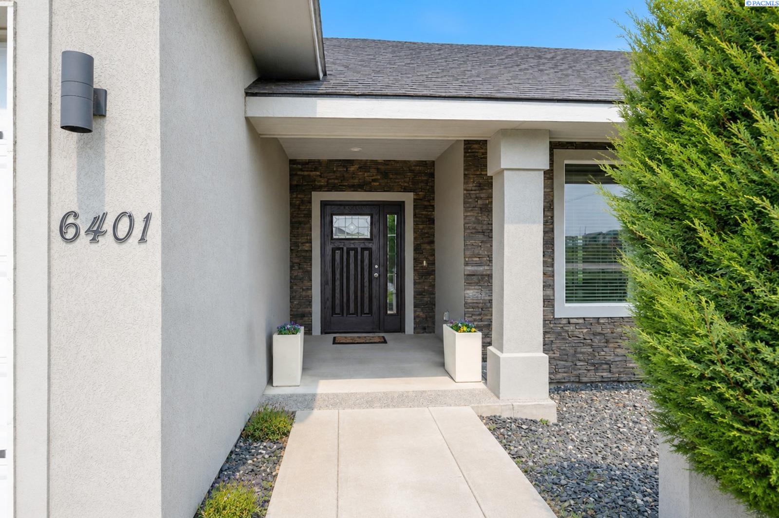 6401 Eagle Crest Drive