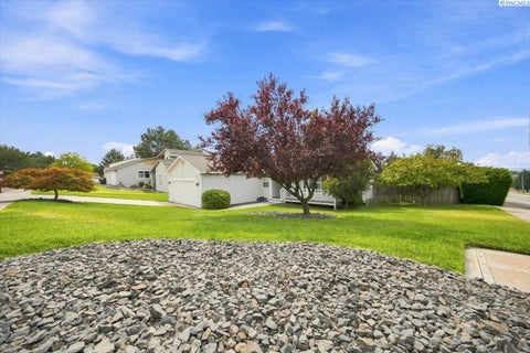 Photo of 4314 Desert St, Pasco, WA 99301 (MLS # 295784)