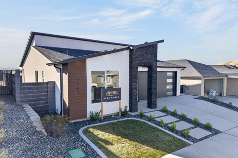 Photo of 2983 Meadowlark Ave, Richland, WA 99352 (MLS # 296049)
