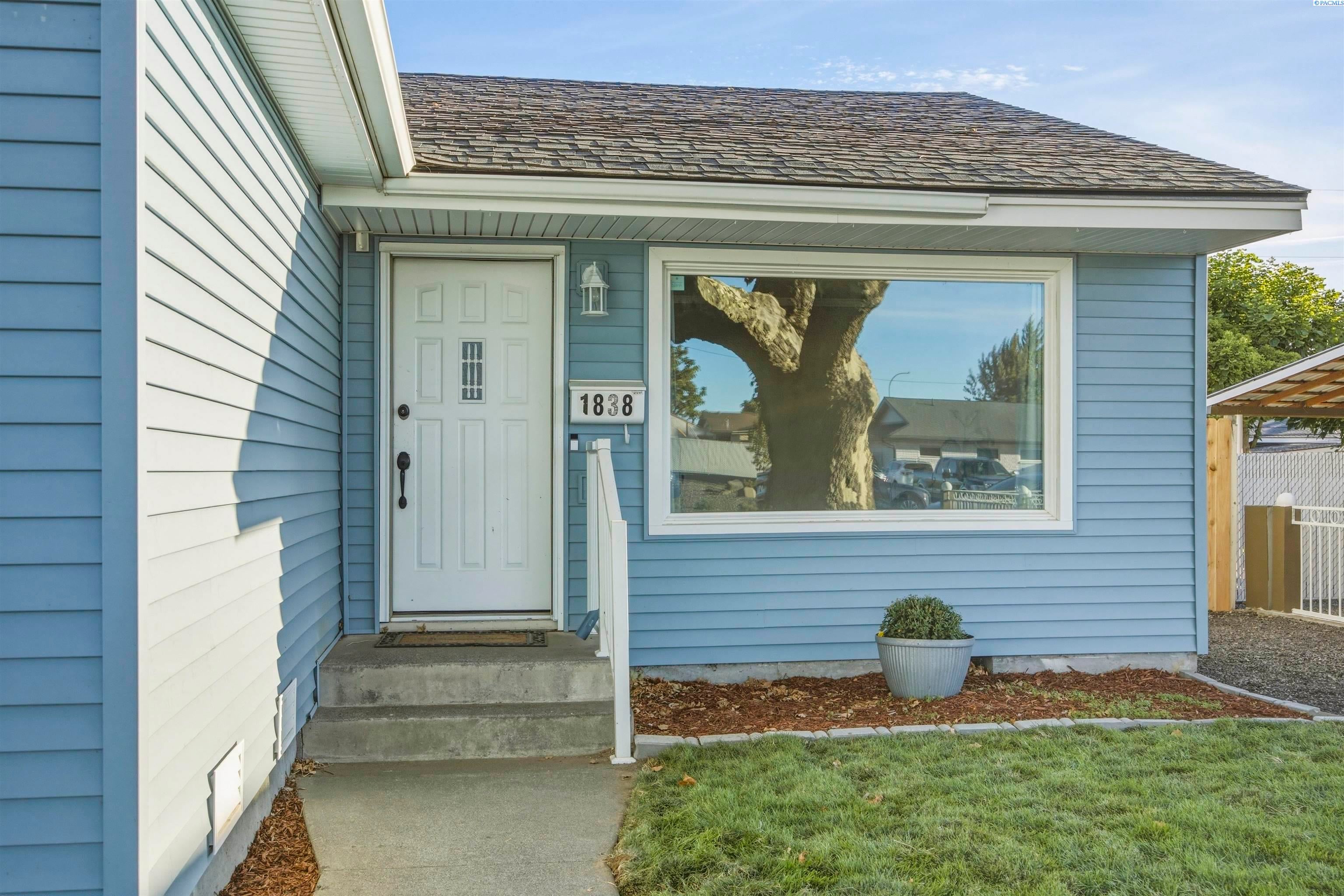 IDX 2 1838 W Octave Street