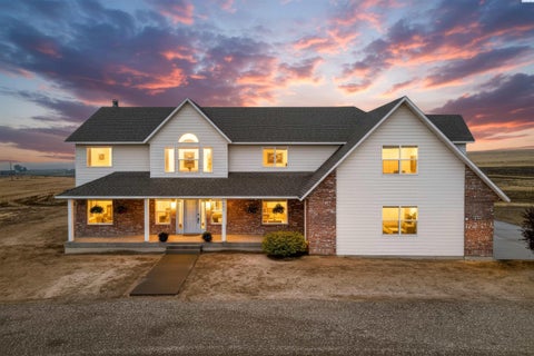 Photo of 2871 SLI Rd, Sunnyside, WA 98944 (MLS # 296138)