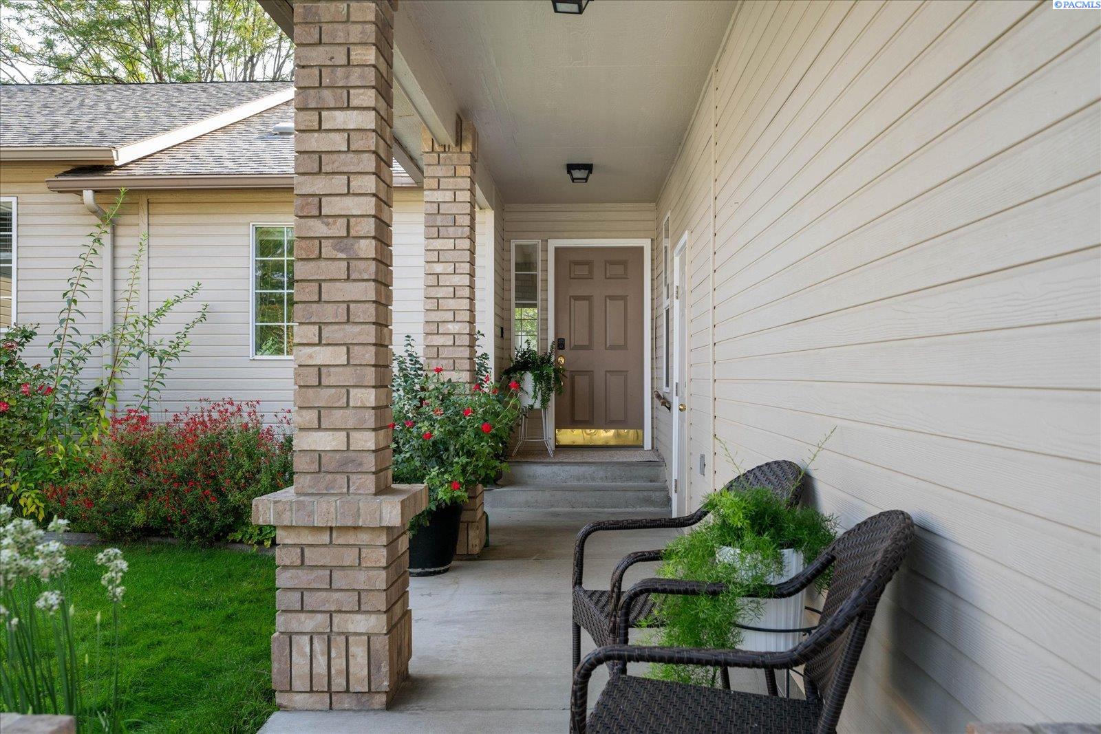 IDX 2 105 Innisbrook Ln