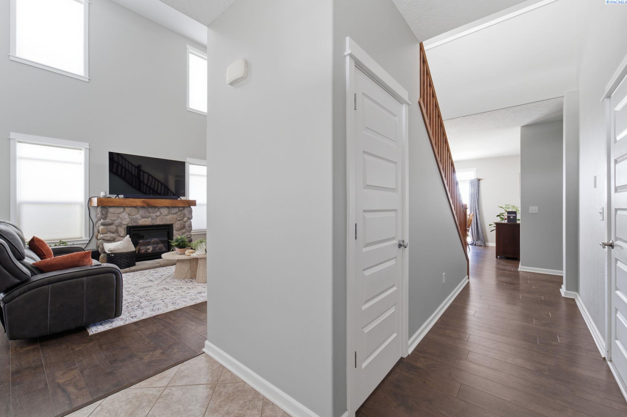 IDX 1 6313 Balmoral Ct