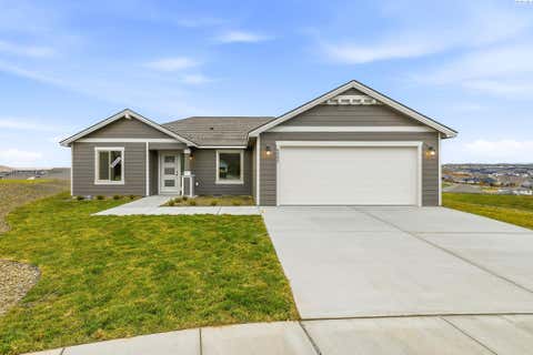 Photo of 6485 W 29th Ct, Kennewick, WA 99338 (MLS # 294439)