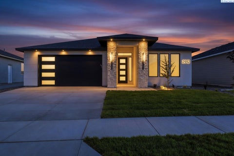 Photo of 2912 Meadowlark Ave, Richland, WA 99352 (MLS # 297249)