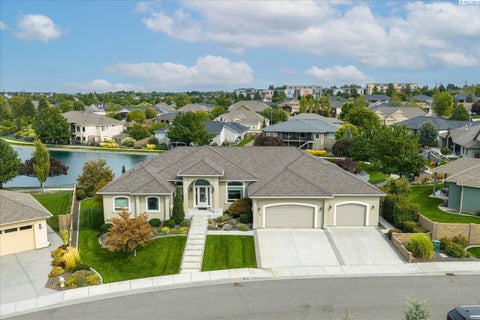 Photo of 739 S Idaho Pl, Kennewick, WA 99336 (MLS # 296203)