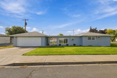 1939 N 18th Ave Pasco WA 99301