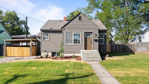 Photo of 211 SE 4th Street, College Place, WA 99324 (MLS # 295732)