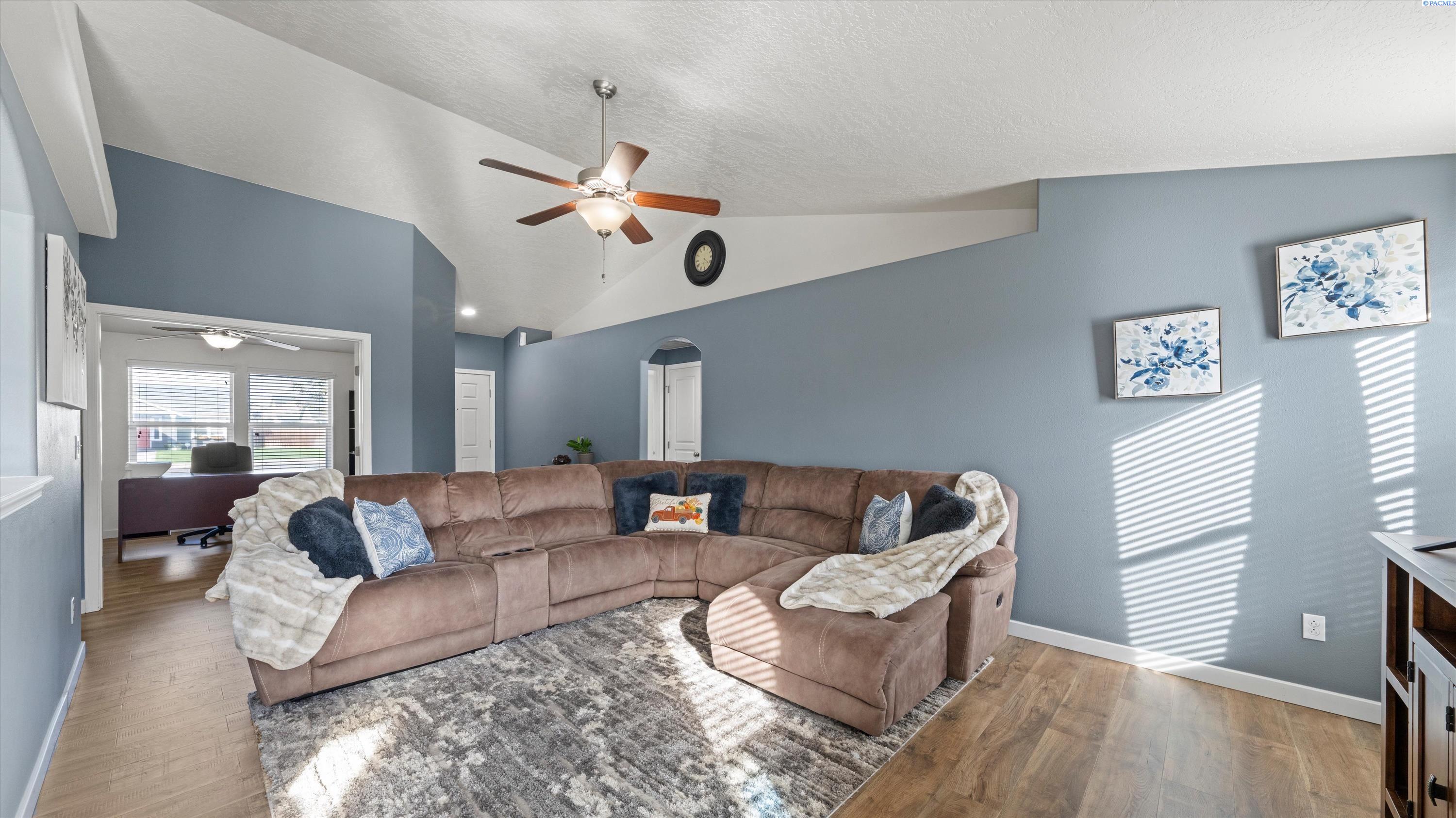 IDX 2 6019 Washougal Lane