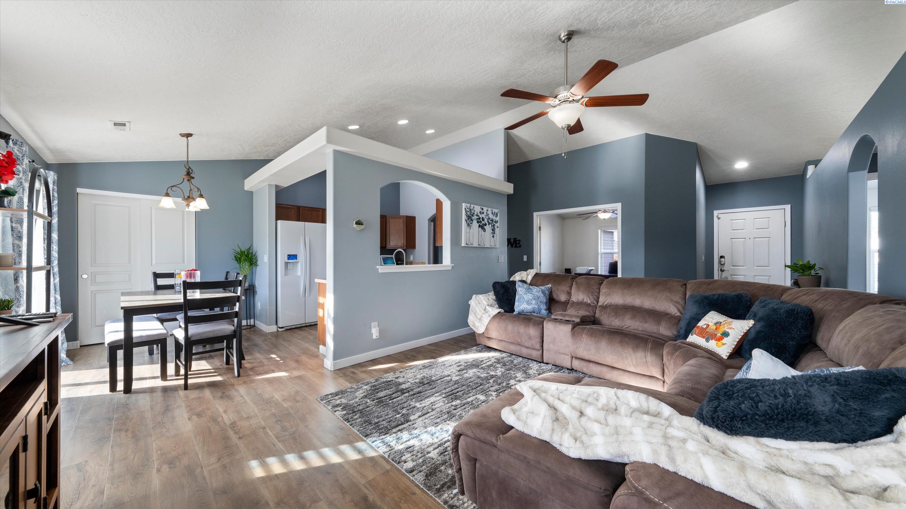 IDX 4 6019 Washougal Lane