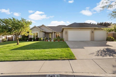 Photo of 1343 Jubilee Ct, Richland, WA 99352 (MLS # 295811)