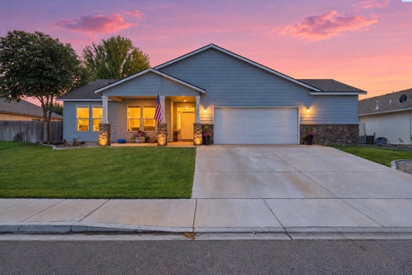 5504 COOLIDGE CT, PASCO, WA 99301 - Image f470fa4eae9bd89afd81c35ee5e1c0f0/2148434177