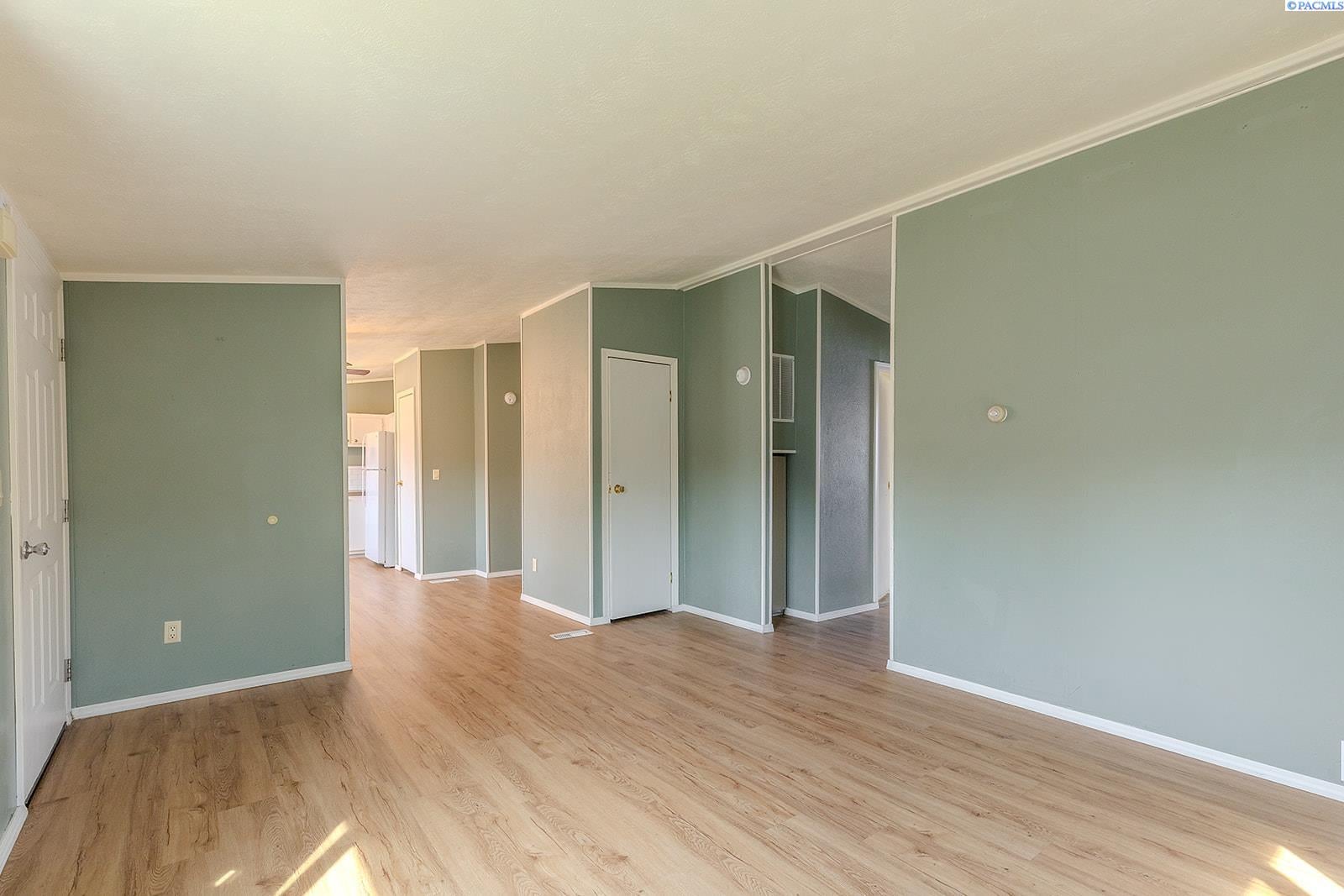 260 NW Golden Hills Dr #7