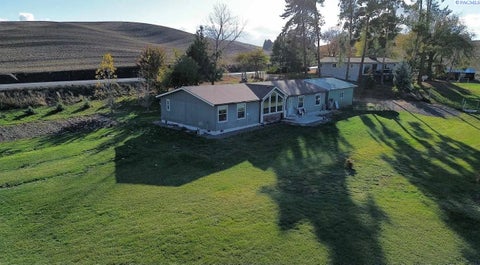 Photo of 19582 State Route 194, Pullman, WA 99163 (MLS # 297427)
