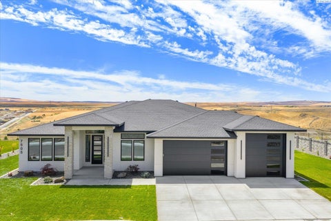 Photo of 7505 W 23rd Ave, Kennewick, WA 99337 (MLS # 296265)