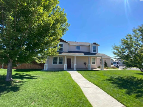 Photo of 2002 Diamond Head Way, West Richland, WA 99353 (MLS # 295247)