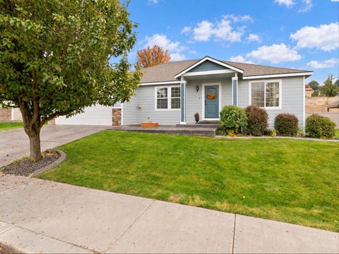 Photo of 5717 W 23rd Ave, Kennewick, WA 99338 (MLS # 297407)