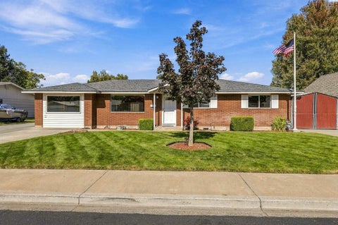 Photo of 540 Holly St, Richland, WA 99352 (MLS # 296920)