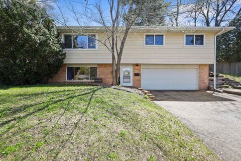 Photo of 429 S Segoe Road, Madison, WI 53711 (MLS # 2021503)