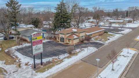 Photo of 718 Park Avenue, Beaver Dam, WI 53916 (MLS # 2015029)