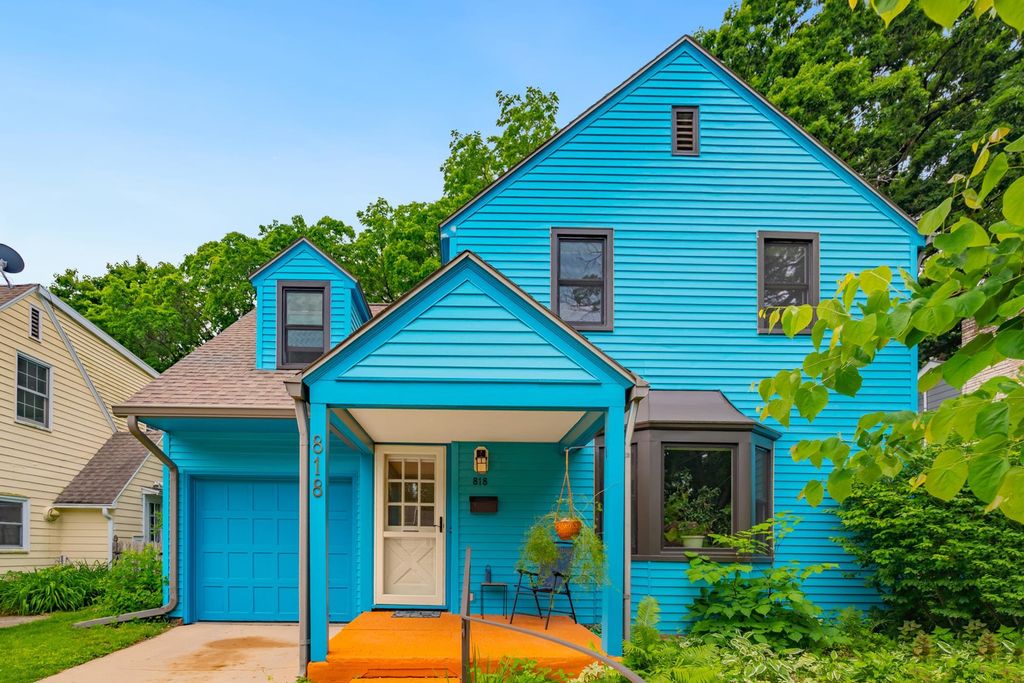 Photo for 818 Ottawa Trail, Madison, WI 53711 (MLS # 2001926)