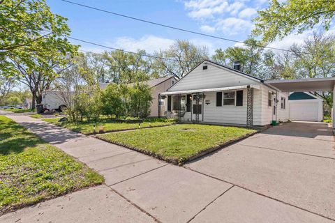1909 Northwestern Avenue, Madison, WI 53704 - #: 1999355
