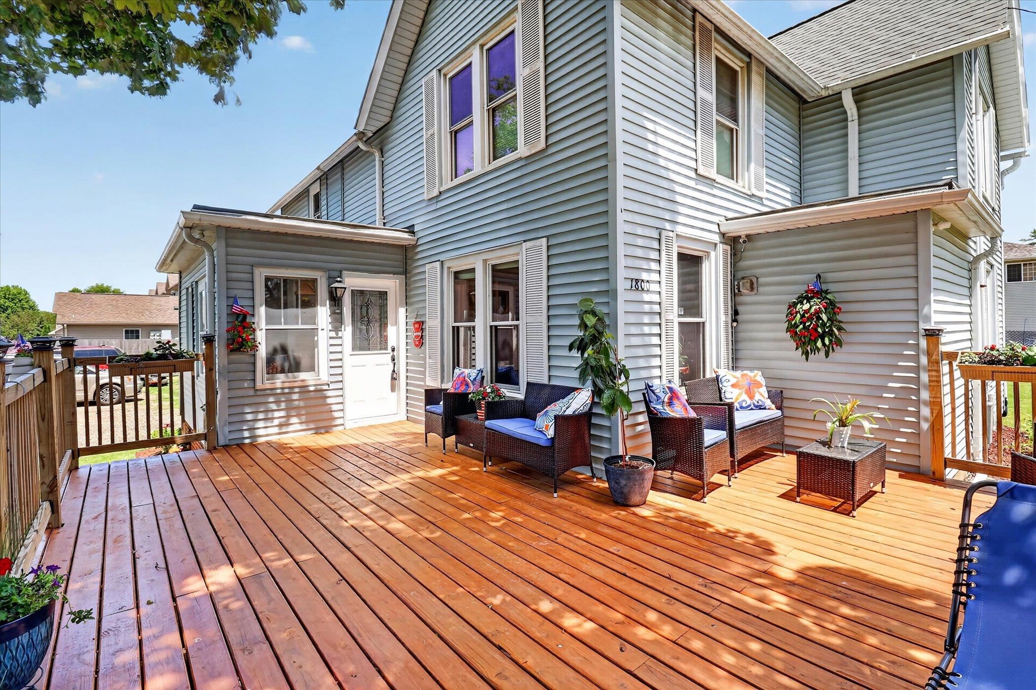 1800 E Main Street - Photo 2