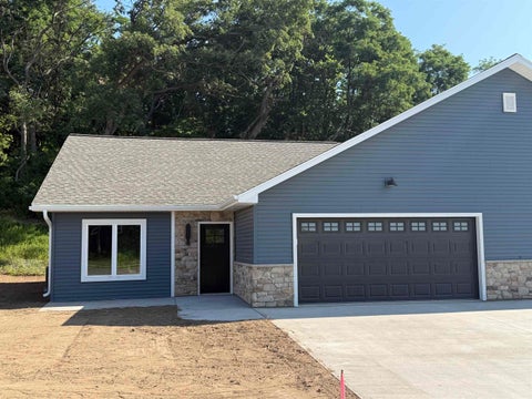 Photo of 1083 Rusalka Circle, Reedsburg, WI 53959 (MLS # 2028777)