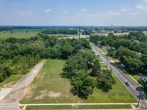 Photo of 1.6 acres Prospect and Lincoln Street, Mauston, WI 53948 (MLS # 2022188)